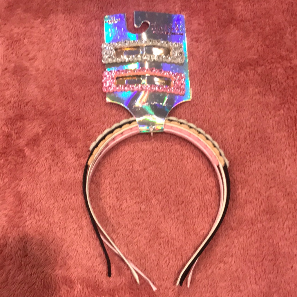 Brand New Sparkle 2 Hair Clips And 3 Headband